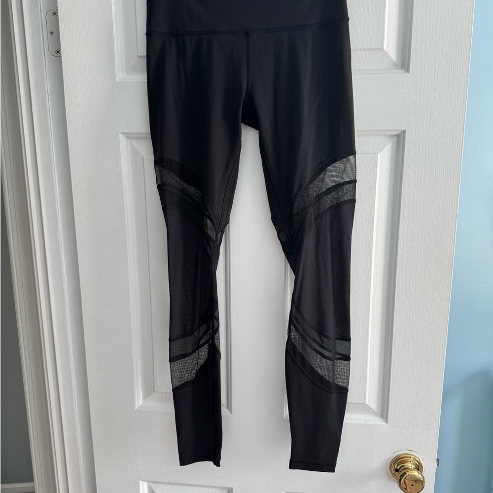 lululemon athletica Black Leggings with Mesh Detail size 8